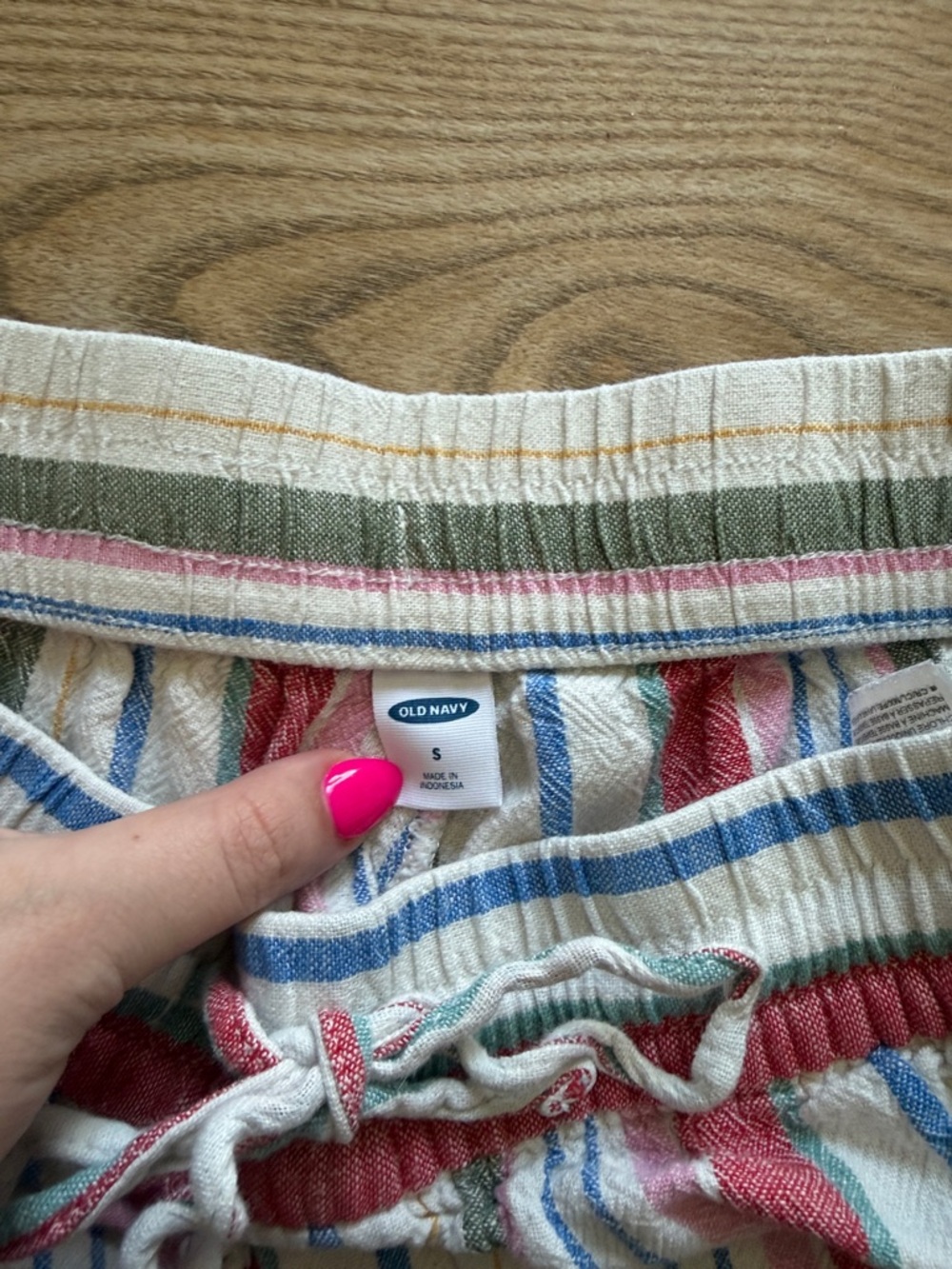 Old Navy Casual Wide-Leg Striped Lounge Pants in Pink, Blue & White - Picture 2 of 3